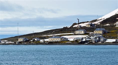 World / Russia / Arhangelsk / Belushya Guba , 598 км от центра (Белушья ...