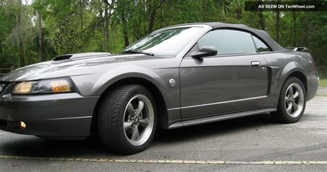 2004 Ford Mustang Gt Deluxe