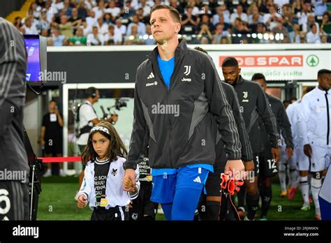 Wojciech Szczesny Portrait Hi Res Stock Photography And Images Alamy