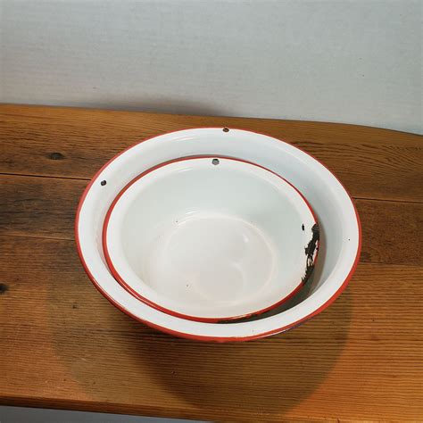 Vintage White And Red Enamelware Round Enamelware Bowls Basins Basin