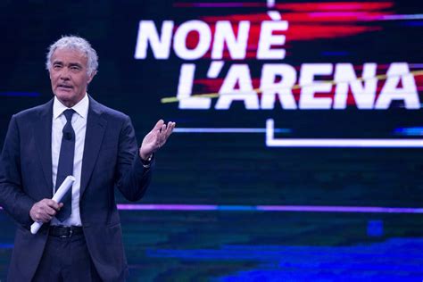 Perché è stato sospeso Giletti e chiusa Non è l Arena la Dia indaga