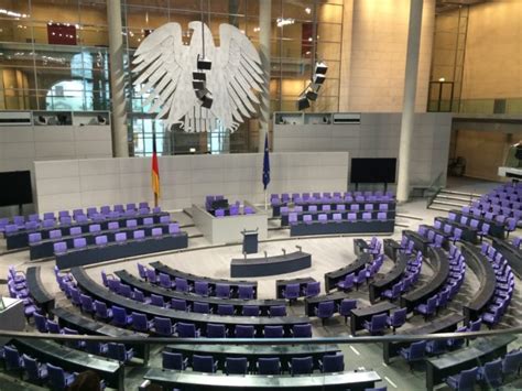 Allemagne Une Musulmane Lue Pr Sidente Du Parlement Dune R Gion