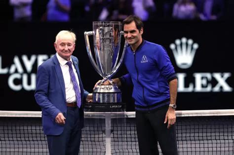 Rod Laver backs Roger Federer to break Jimmy Connors' record