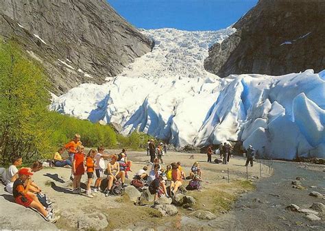 Duke World: Svartisen Glacier, Norway