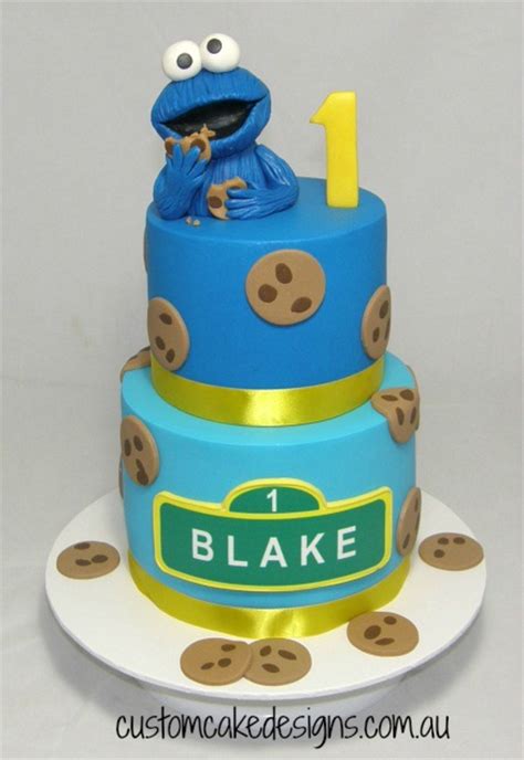 Cookie Monster Cake - CakeCentral.com