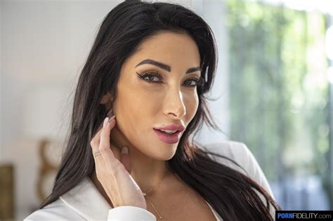 Pretty Busty Babe Clea Gaultier Enjoying A Deep Pussy Pounding Photos