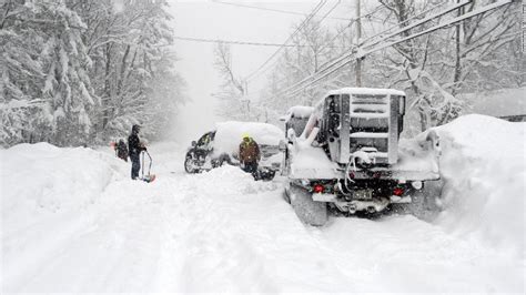 Usa Una Bufera Di Neve Storica Si Abbattuta Sullo Stato Di New York