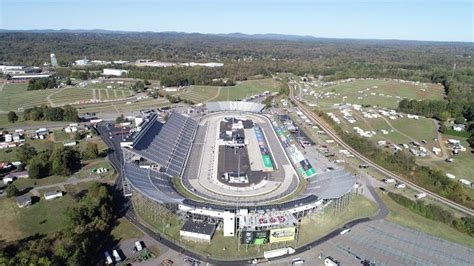 Nascar Series Visits Martinsville Speedway Ridgeway Virginia Mega