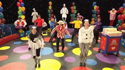 Tumbling Tumblweeds Songs From Hot Potatoes The Best Of The Wiggles