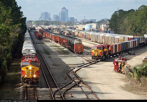 Fec 811 Florida East Coast Railroad Fec Ge Es44c4 At Jacksonville