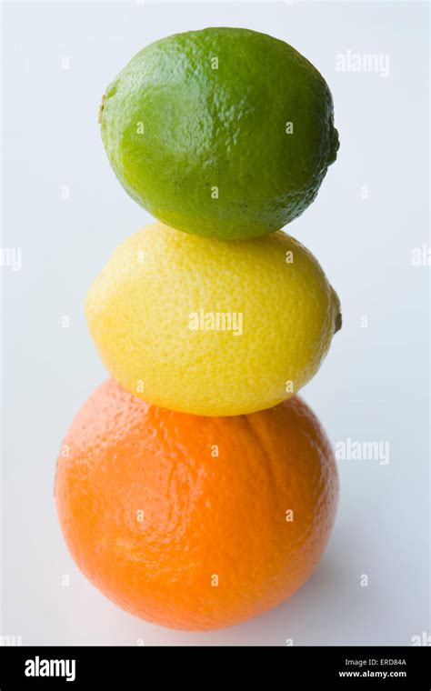 Stack Of Citrus Fruit Stock Photo Alamy