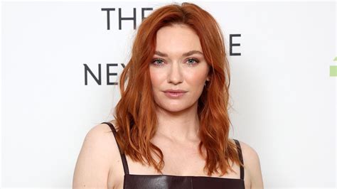 Eleanor Tomlinson Opens Up On Filming Debaucherously Fun Sex Scenes With Sam Heughan In Very