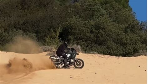 Corse Sfrenate Sulle Dune Di Piscinas Rischiano Grosso Due Tedeschi