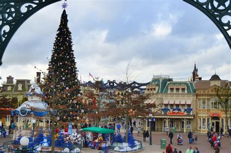 Playdays And Runways Disneyland Paris At Christmas Ten Things I