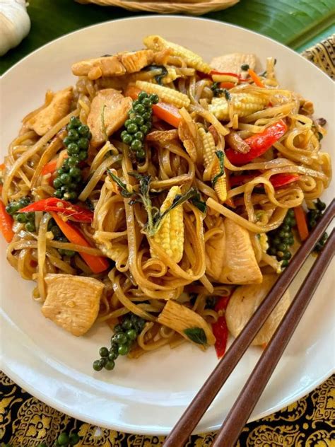 Thai Pad Kee Mao Recipe Authentic Drunken Noodles Artofit