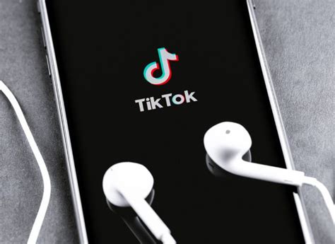 Countless TikTok Videos May Be Muted As Universal Music Removes