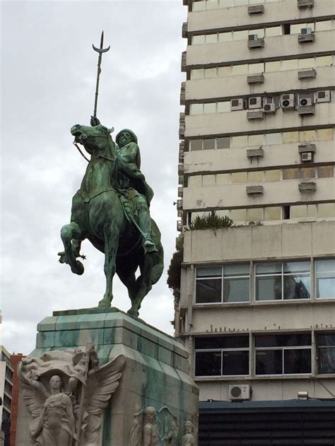 Monumento A El Gaucho Montevideo Uruguay Argentina