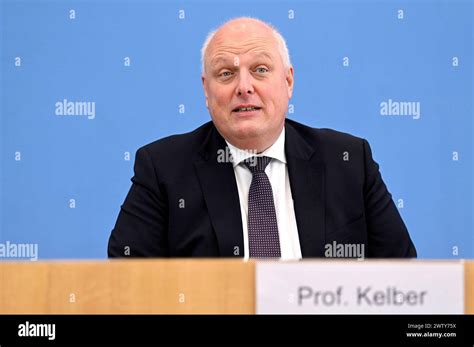 Ulrich Kelber Bei Der Bundespressekonferenz Zur Vorstellung Des