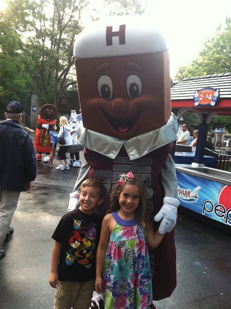 Character Breakfast At Hershey Park A Great Addition To Your Trip