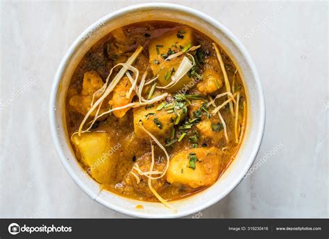 Take Away Indian Food Spicy Masaledar Aloo Gobi With Soybean Sprouts