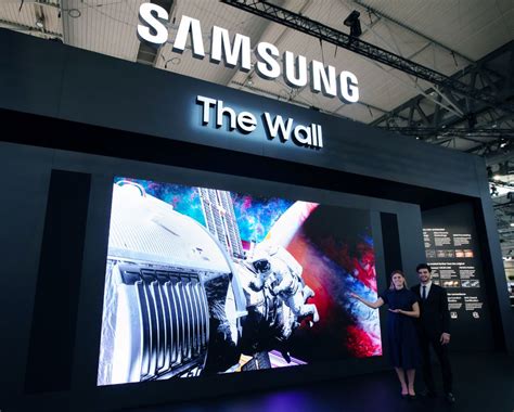 Samsung Unveils The Wall Its Latest Commercial Micro Led Display