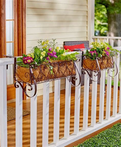 47 Gorgeous Deck Railing Ideas That Will Inspire You (2023)