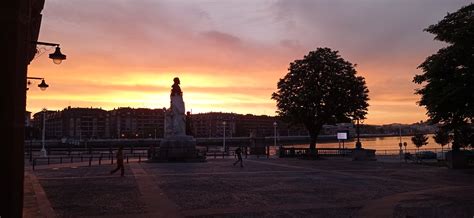 Amanecer En Portugalete Paisaje Eitb Eus Flickr