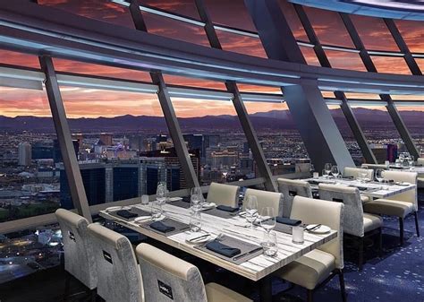 Top of the World Las Vegas: Menu, View & Tips