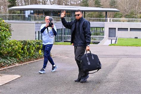 Diaporama Equipe De France L Arriv E Des Bleus Clairefontaine En