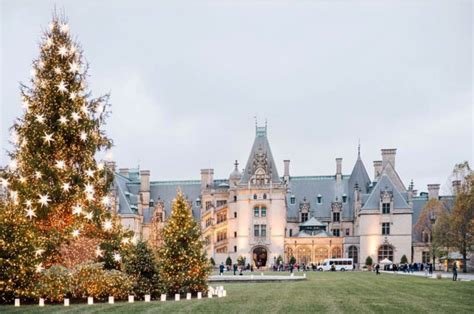 Christmas at the Biltmore Estate • Stop, Drop & Vogue