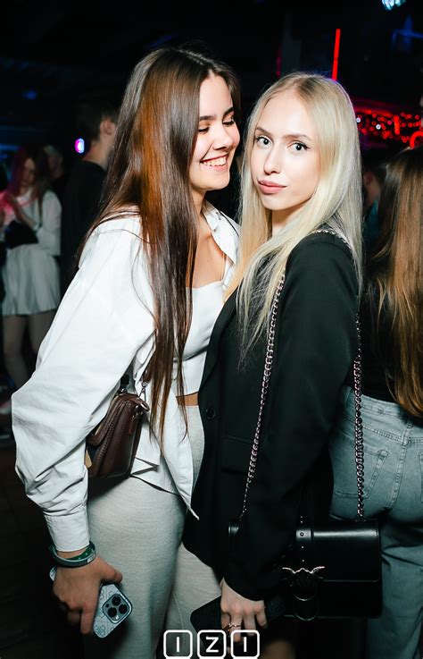 IZI, DRINK, DANCE, REPEAT - Клуб IZI MOSCOW