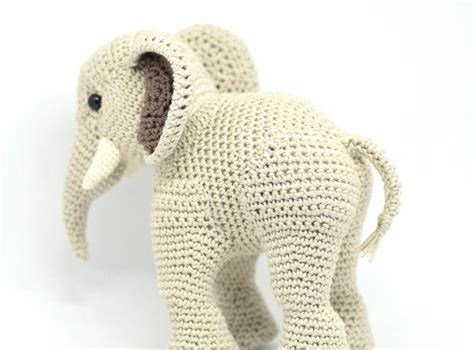 Elefant häkeln tolle Stoßzähne Amigurumi Crochet elephant