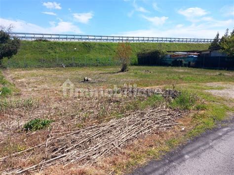 Terreno Agricolo Via Enrico Paladini Viareggio Rif