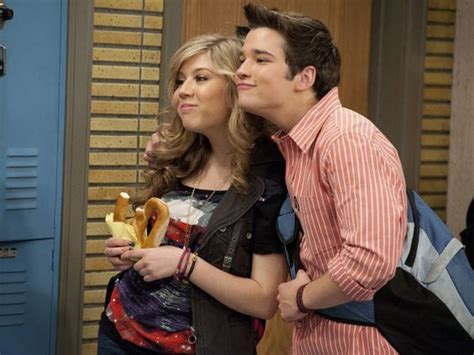 ICarly Sam And Freddie Kiss