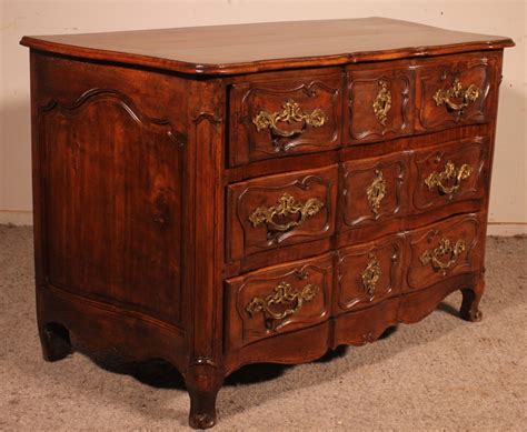 Proantic Commode Arbal Te En Noyer Si Cle Louis Xv