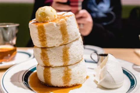 Tokyo Food Guide: Where to Eat Fluffy Japanese Pancakes in Tokyo · i am ...