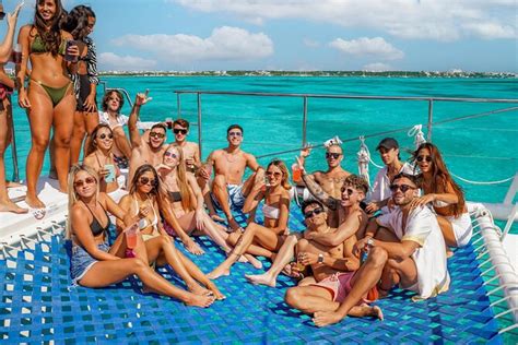 Isla Mujeres Tour Beach Club Snorkel And Sailing With Lunch And Bar Mar 2024