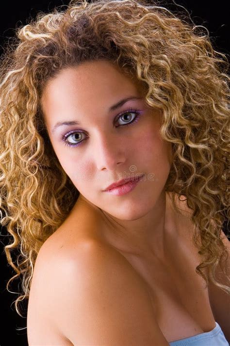 красивейшая девушка latina стоковое изображение изображение