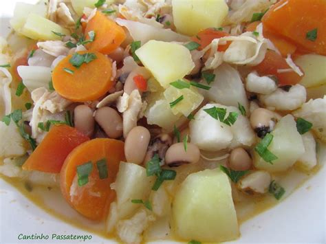 Cantinho Passatempo Sopa de feijão fradinho frango e legumes