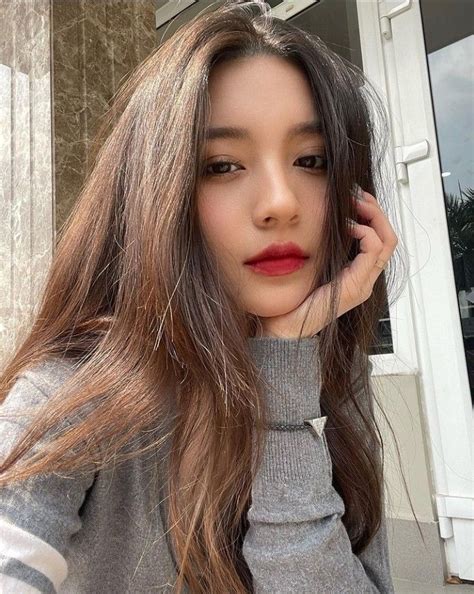 Ghim của Venecia trên Hot Nữ thần Tóc cực ngắn Gái