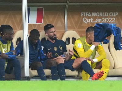 Motivul pentru care Olivier Giroud și Ousmane Dembele au fost schimbați