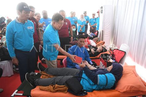 Peringatan Hari Donor Darah Sedunia ANTARA Foto