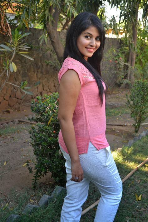 Girls Tamil Actress Anjali Latest Hot Photo Shoot