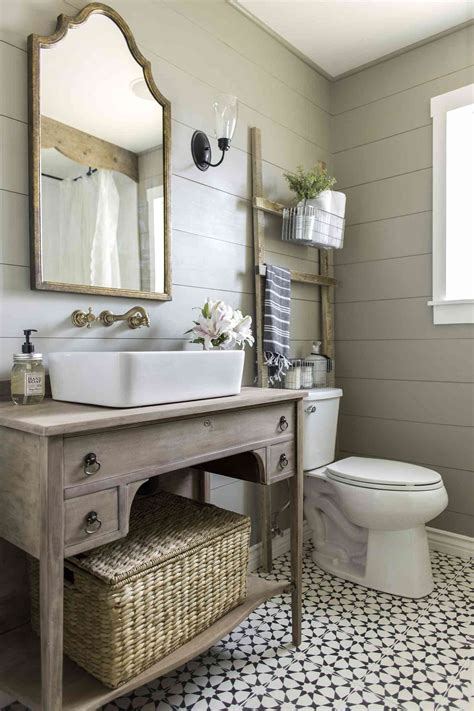 32 Modern Farmhouse Bathroom Ideas That Are Timeless