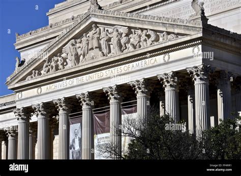 National Archives building Stock Photo - Alamy