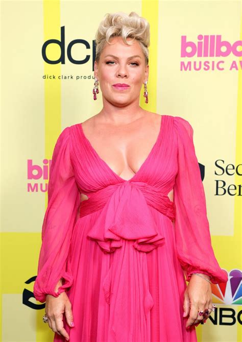 Pink 2021 Billboard Music Awards • Celebmafia