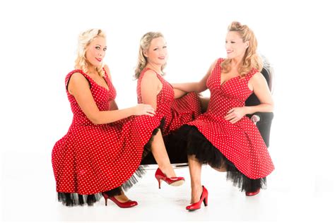 The Cherry Belles Function Central 1940s Vocal Harmony Group