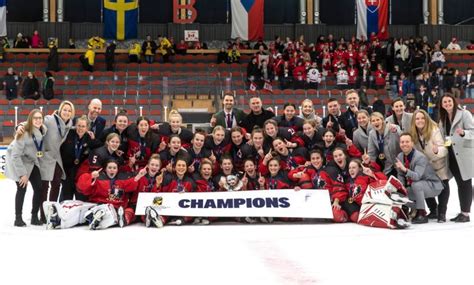 Caitlin Kraemers Four Goal Win Sees Canada Past Sweden To Womens U18