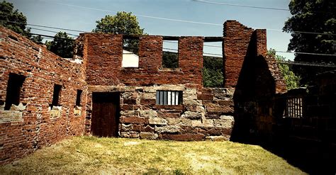 Old New Gate Prison Connecticuterin Egnatz Hauntings America