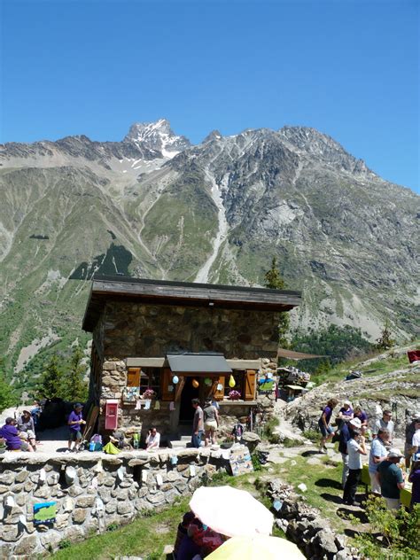 Saint Christophe En Oisans Trois Refuges Du V N On Accueillent Encore